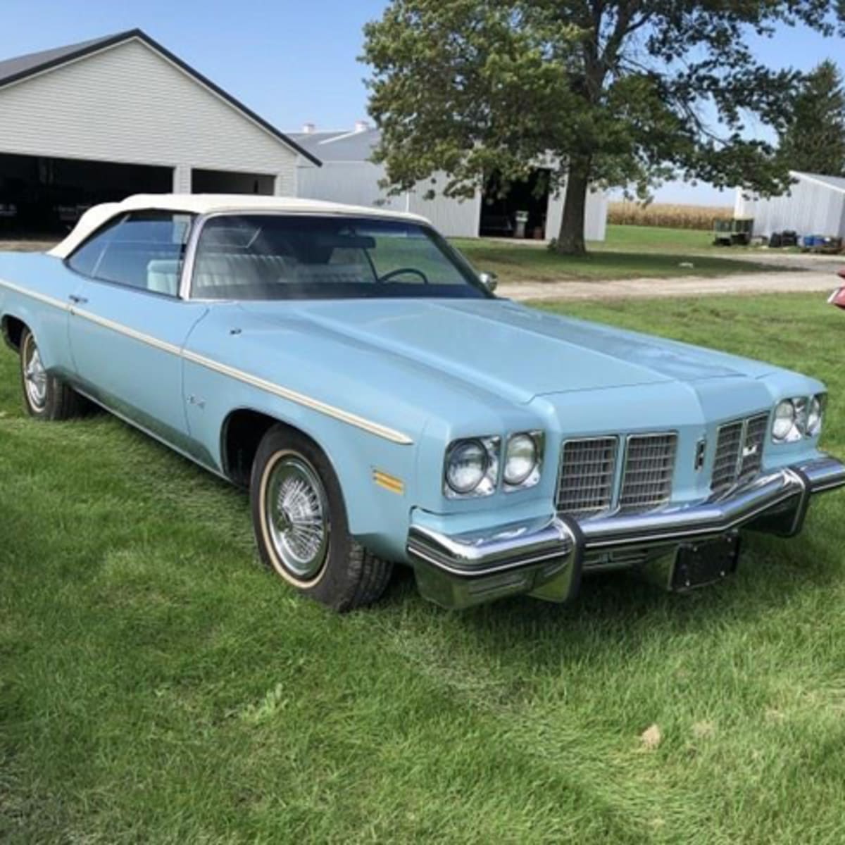 New' 45-mile 1975 Olds 88 Royale convertible still on MSO - Old