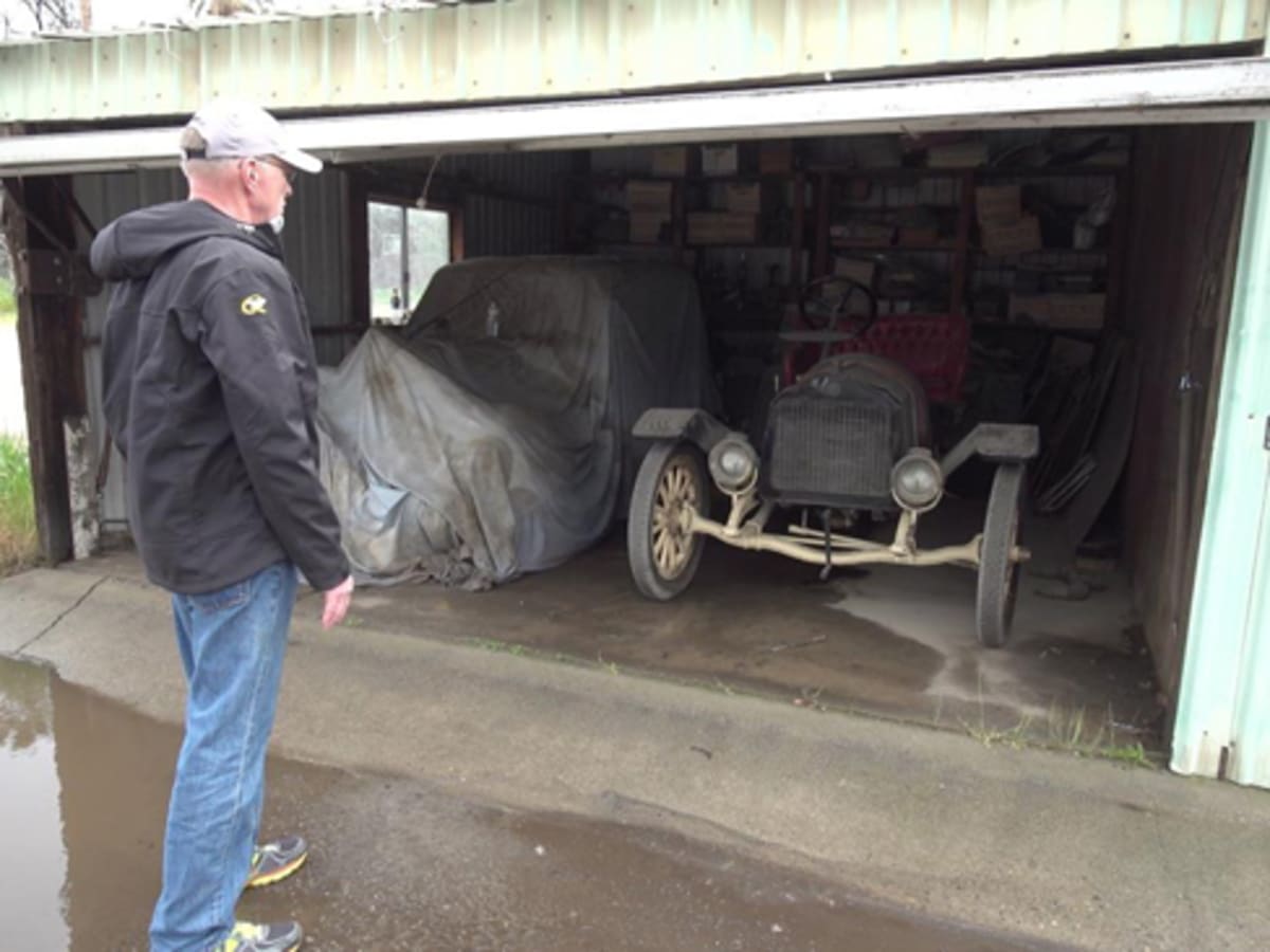 A Treasure Trove of 174 Classic Car 'Barn Finds' Is Heading to