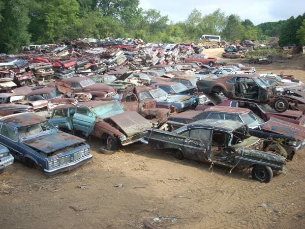 4,000-plus Old Cars To Be Crushed In East Troy Wisconsin Salvage Yard 