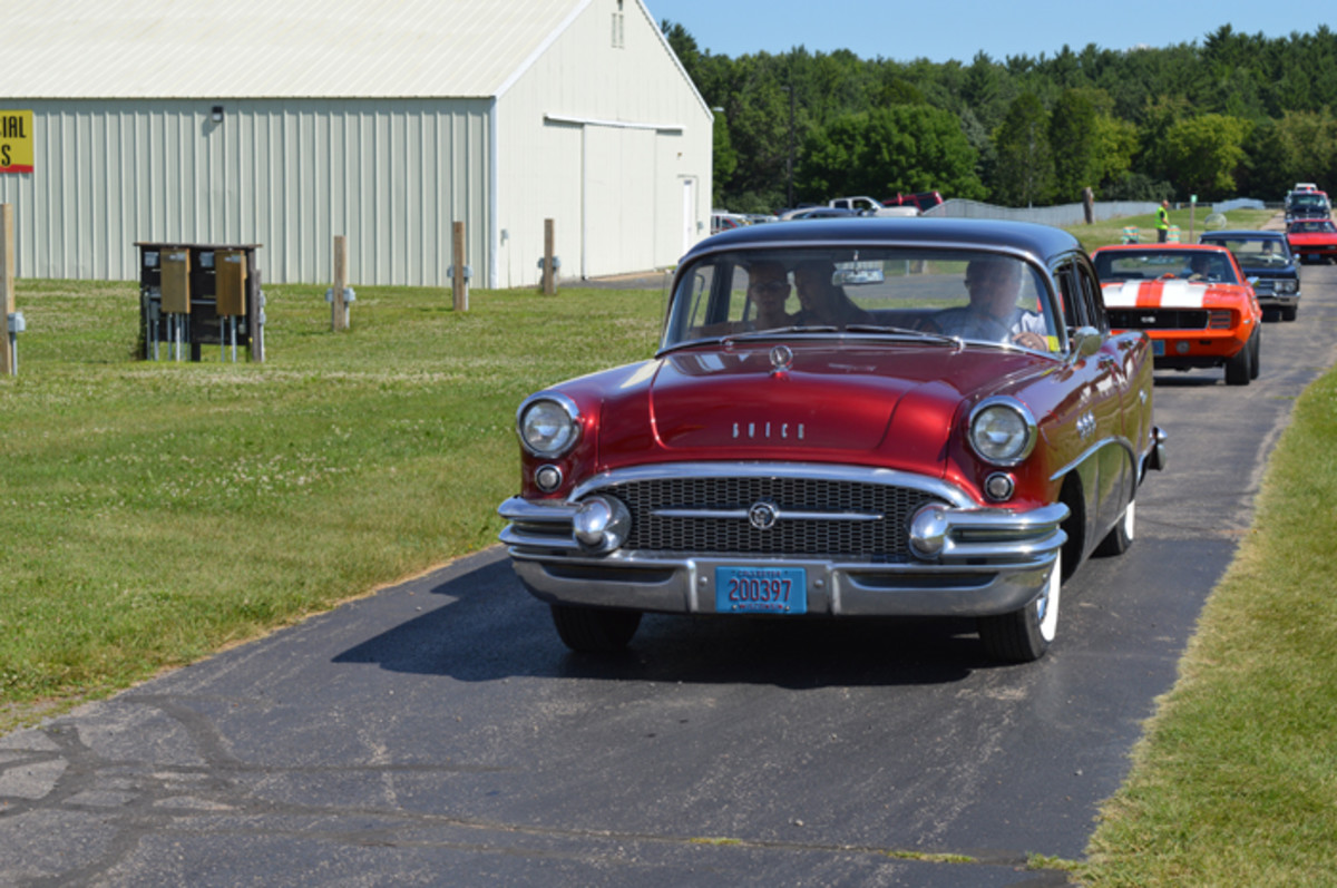 1000 vehicles rally in place of Iola Car Show Old Cars Weekly