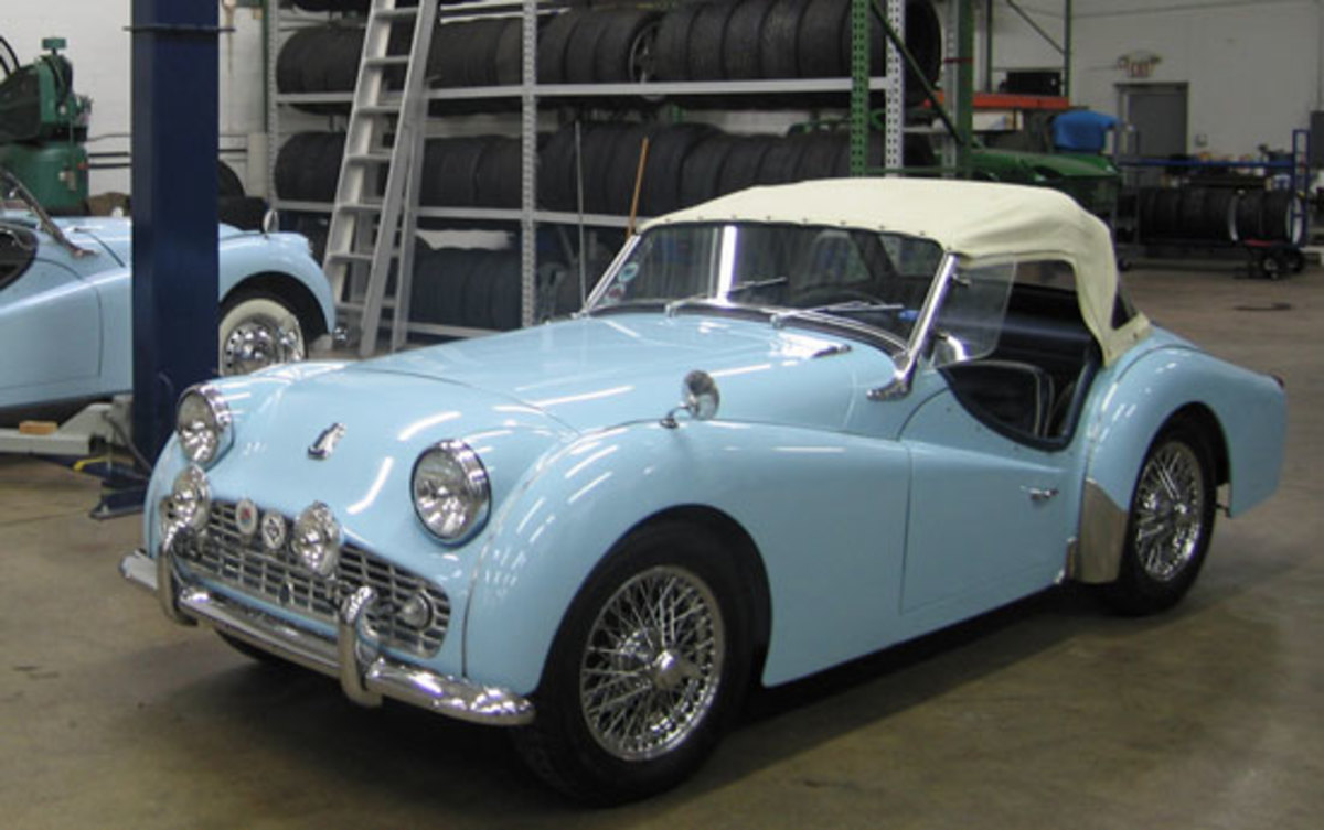 Powder Blue and Perfect: 1962 Triumph TR3B