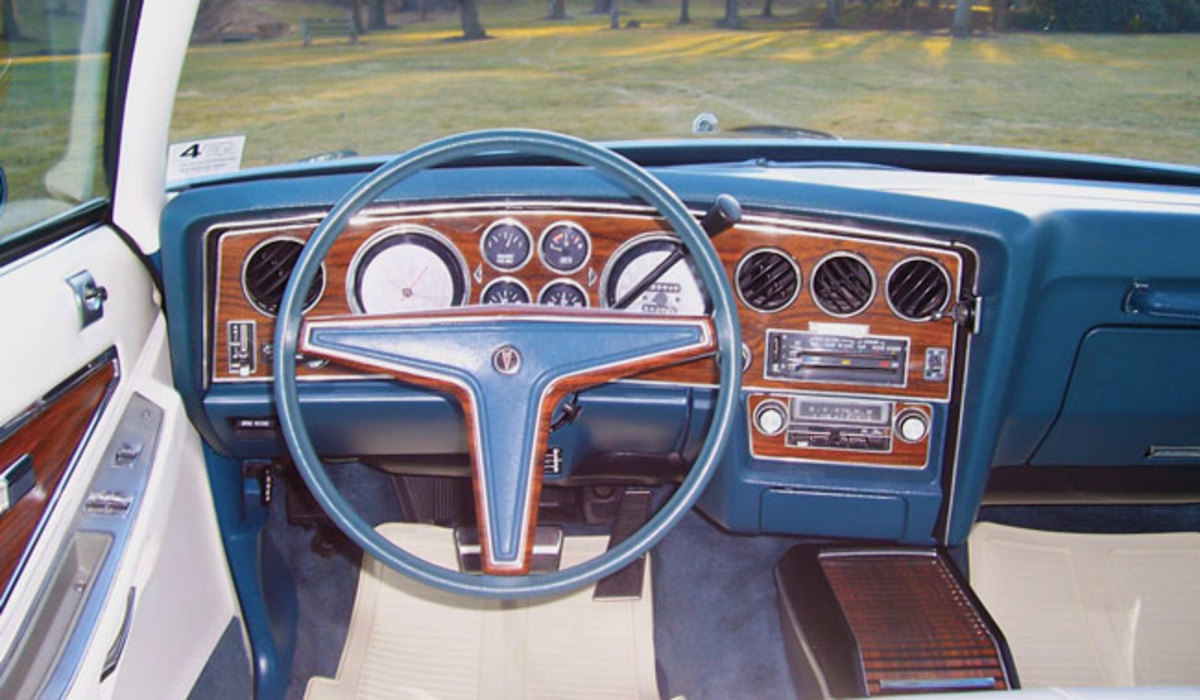 Car of the Week: 1977 Pontiac Grand Prix - Old Cars Weekly