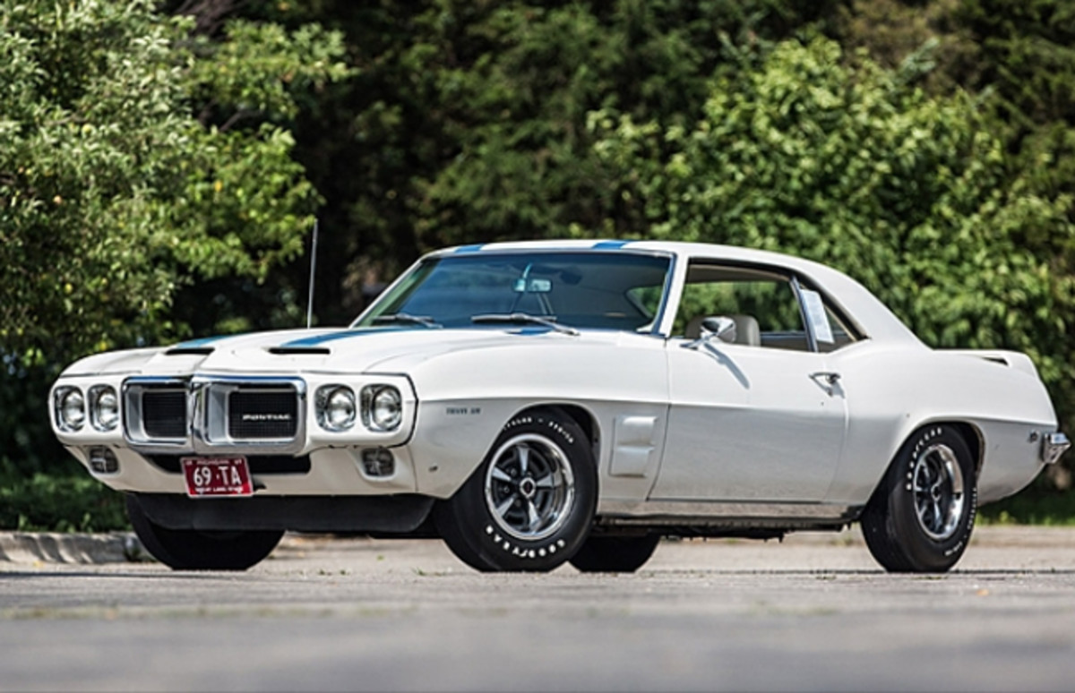 Muscle Cars, Corvettes and more at Mecum’s Chicago Auction - Old Cars ...