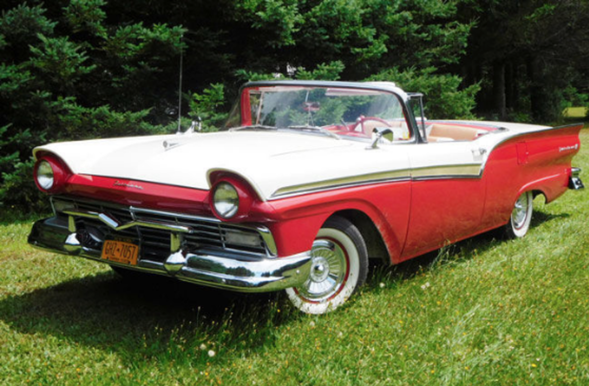 Car of the Week: 1957 Ford Skyliner - Old Cars Weekly