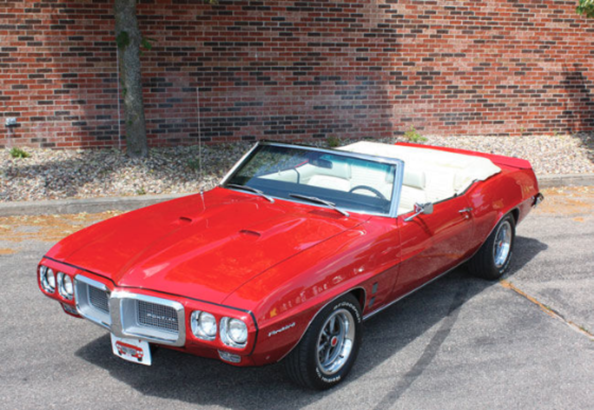 Car of the Week: 1969 Pontiac Firebird - Old Cars Weekly