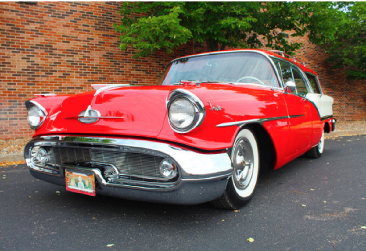 Oldsmobile fiesta wagon 1957