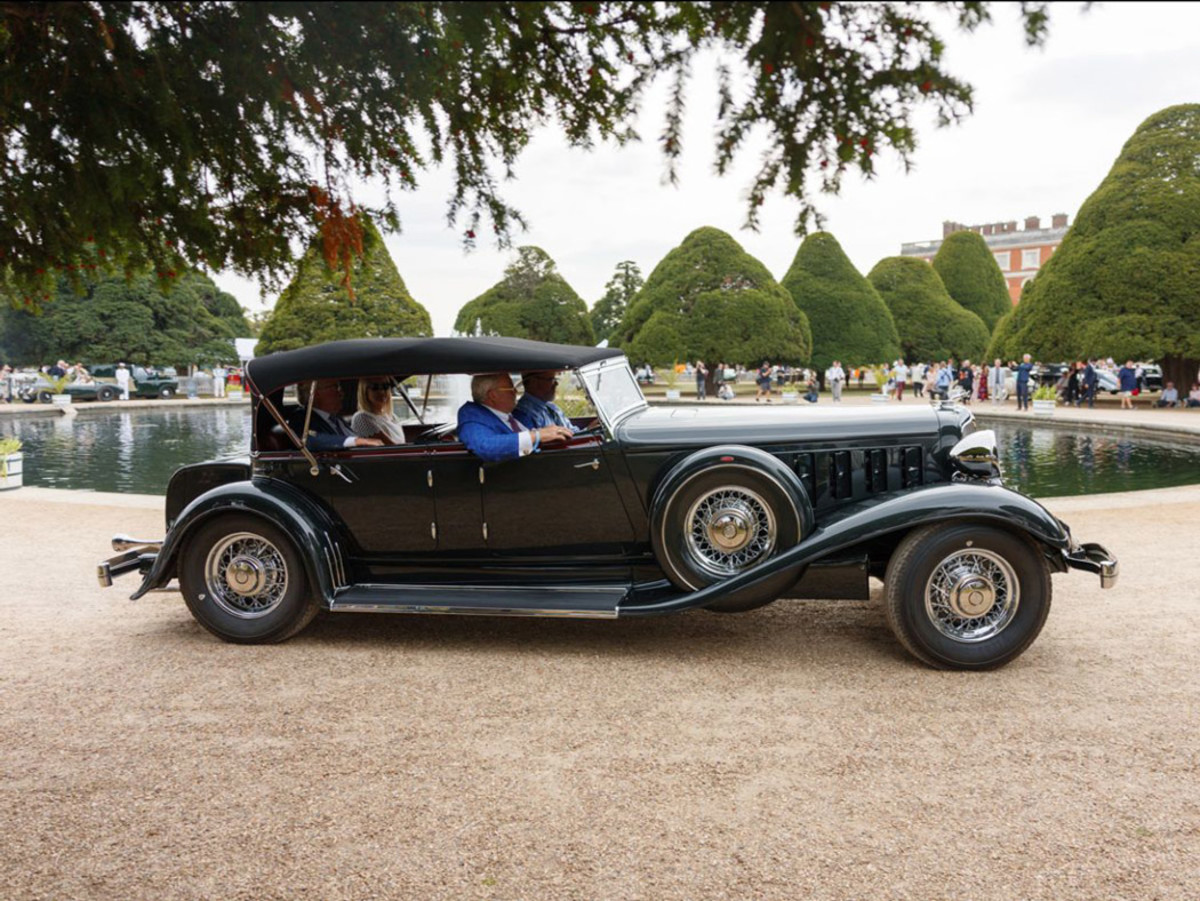 1933-chrysler-lebaron.jpg