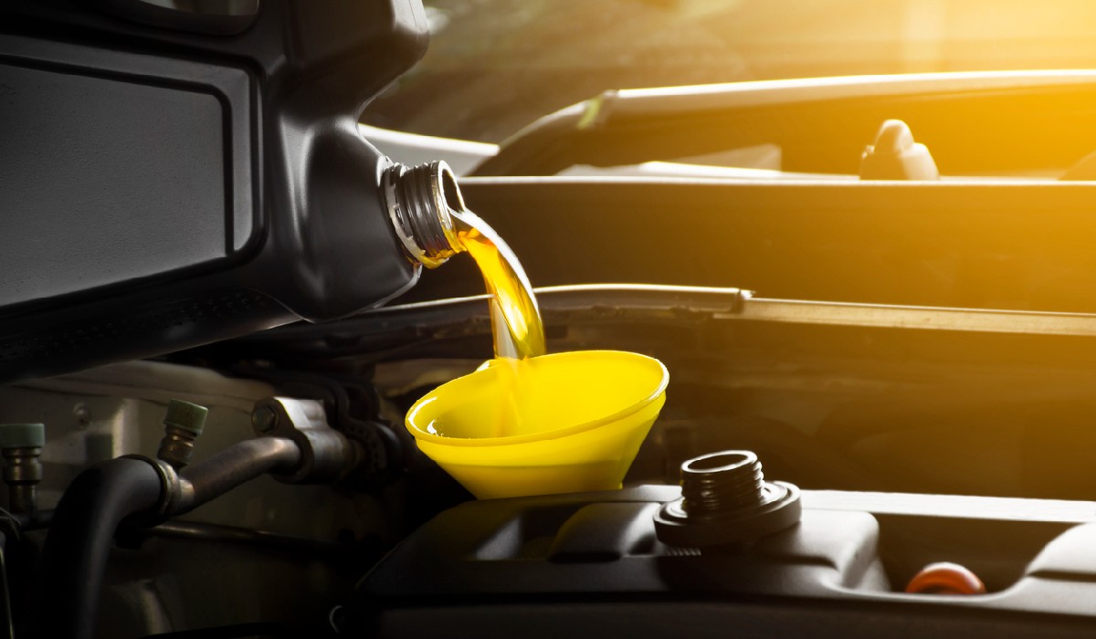 This Is How You Can Perform an Oil Change Like a Pro - Old Cars Weekly ...